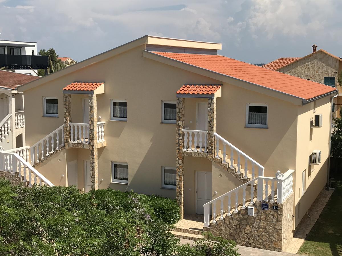 Apartments Villa Engeli Vir Exterior foto
